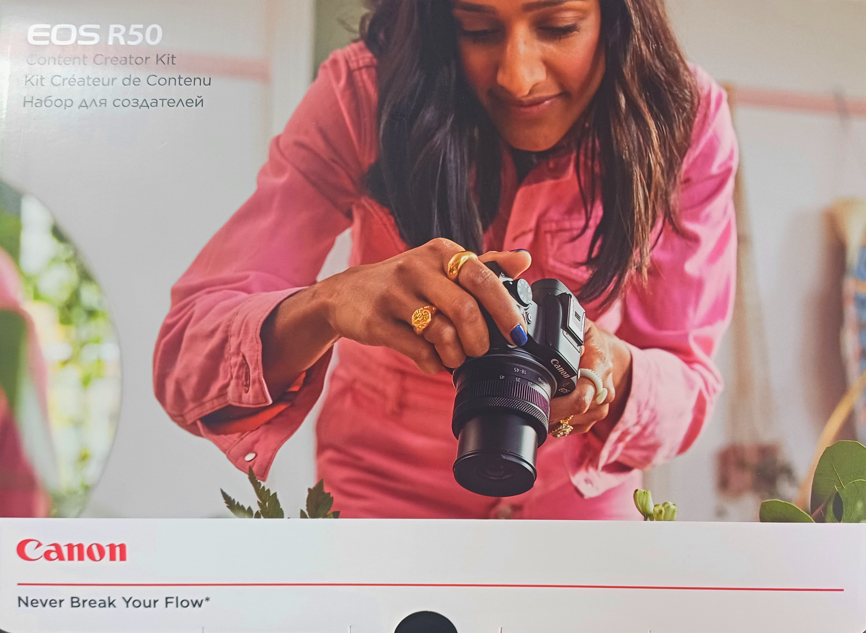 Canon R50 Content Creator Kit Canon R50 Content Creator Kit